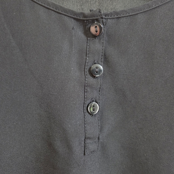 ⭐️Cleo Black Sleeveless Tank Top Size XL - Picture 5 of 5